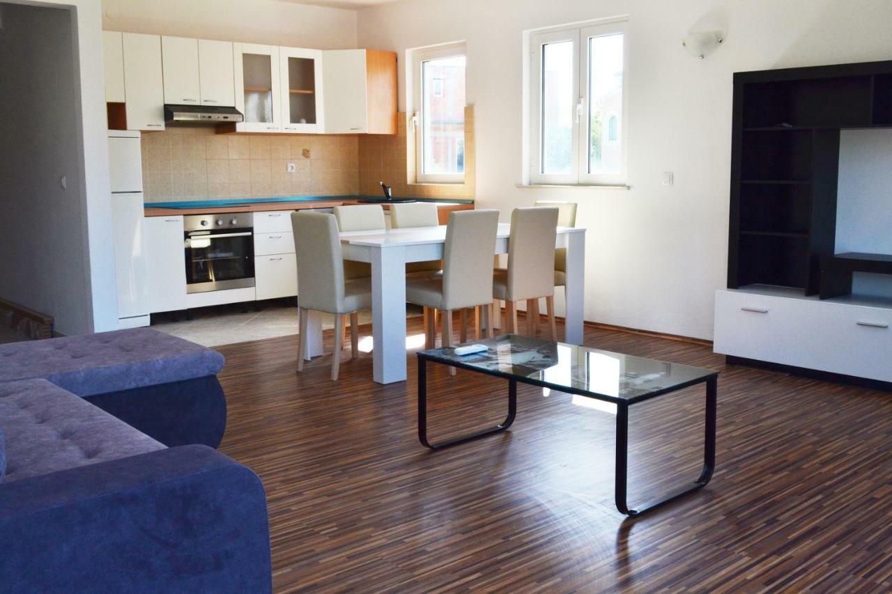 Apartman Ana Srima Eksteriør bilde