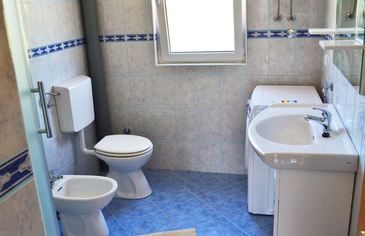 Apartman Ana Srima Eksteriør bilde